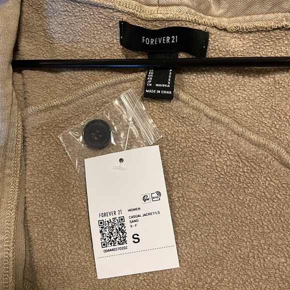 Oversized Forever 21 Jacket - Picture 4 of 5